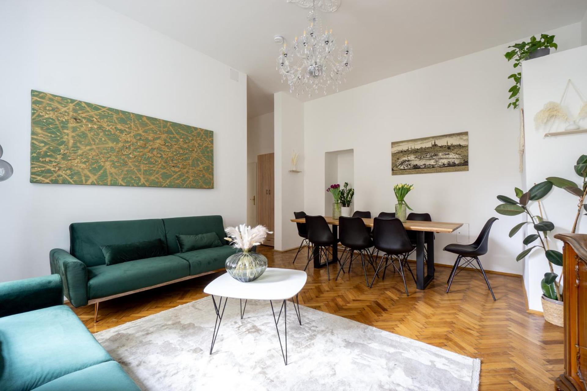 Central Apartment In Viennese Old Building Bagian luar foto