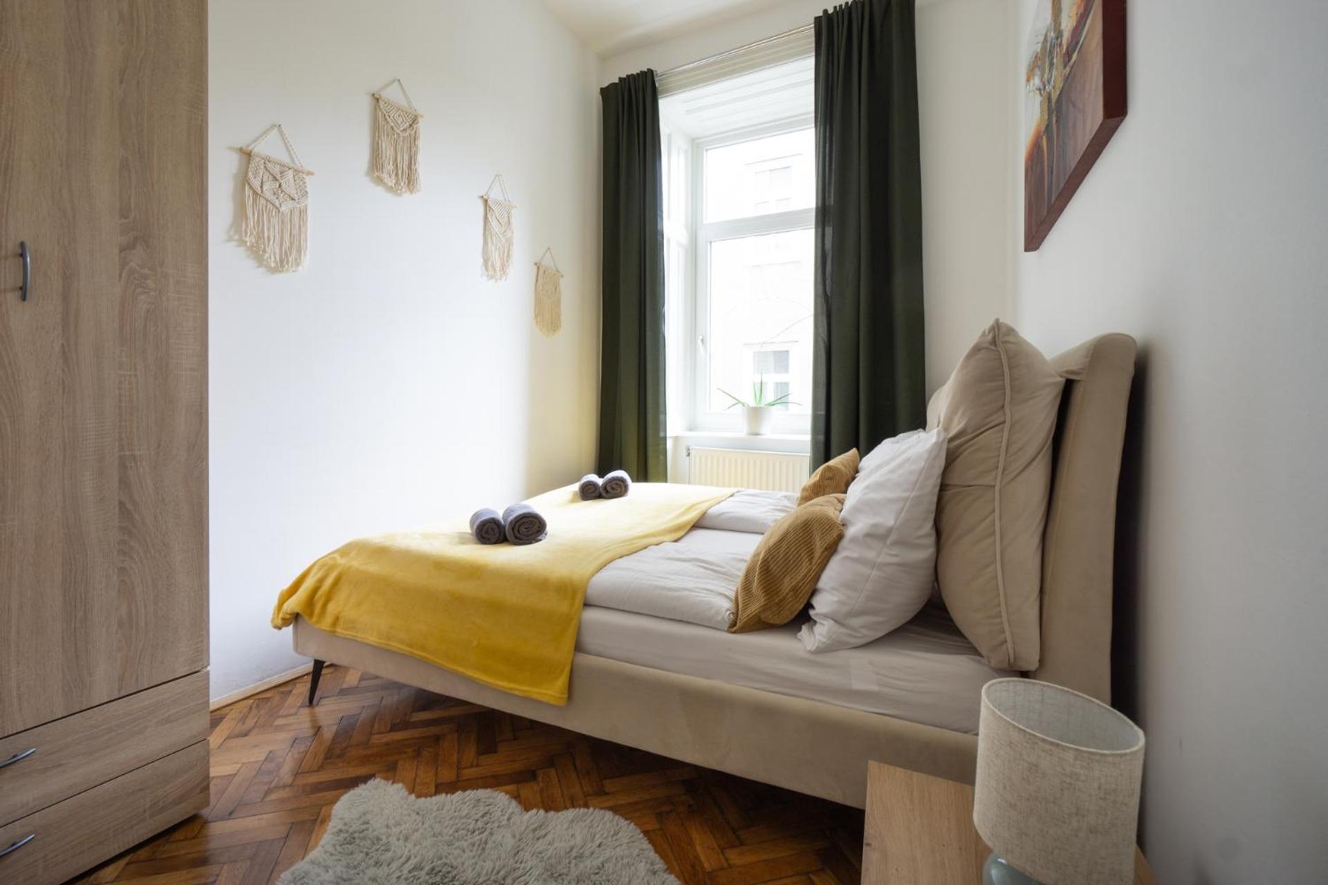 Central Apartment In Viennese Old Building Bagian luar foto